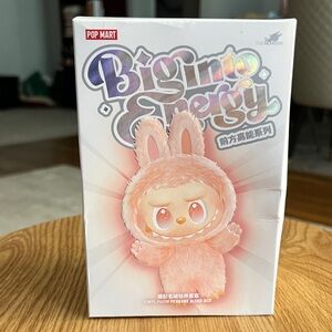 Labubu Big Into Energy Unopened NWT (Serenity)